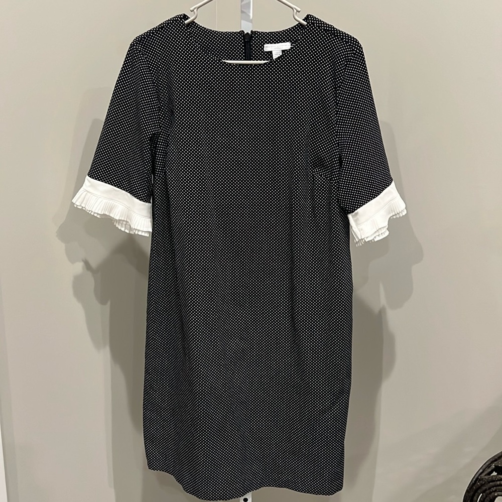 New York & Co B&W Polka Dot Ruffle Sleeve Dress